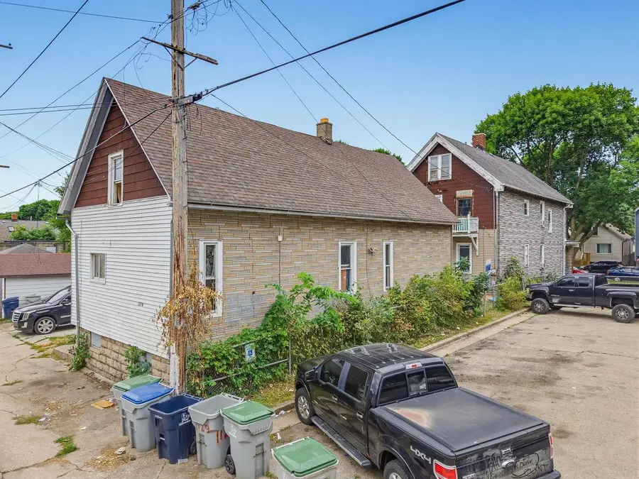 1108 S 20th Street, Milwaukee, WI 53204 - #2