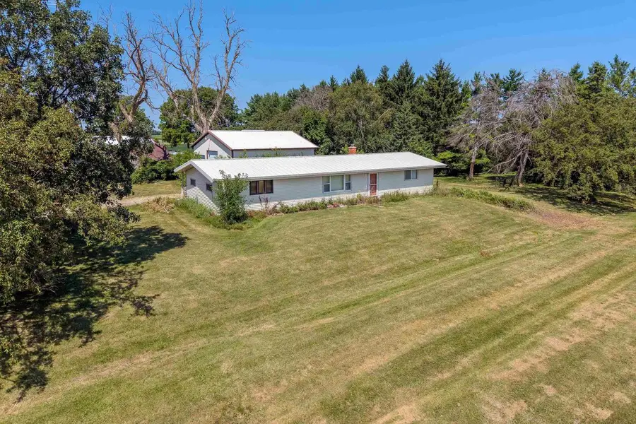 N8930 State Road 26, Eldorado, WI 54932 - #3