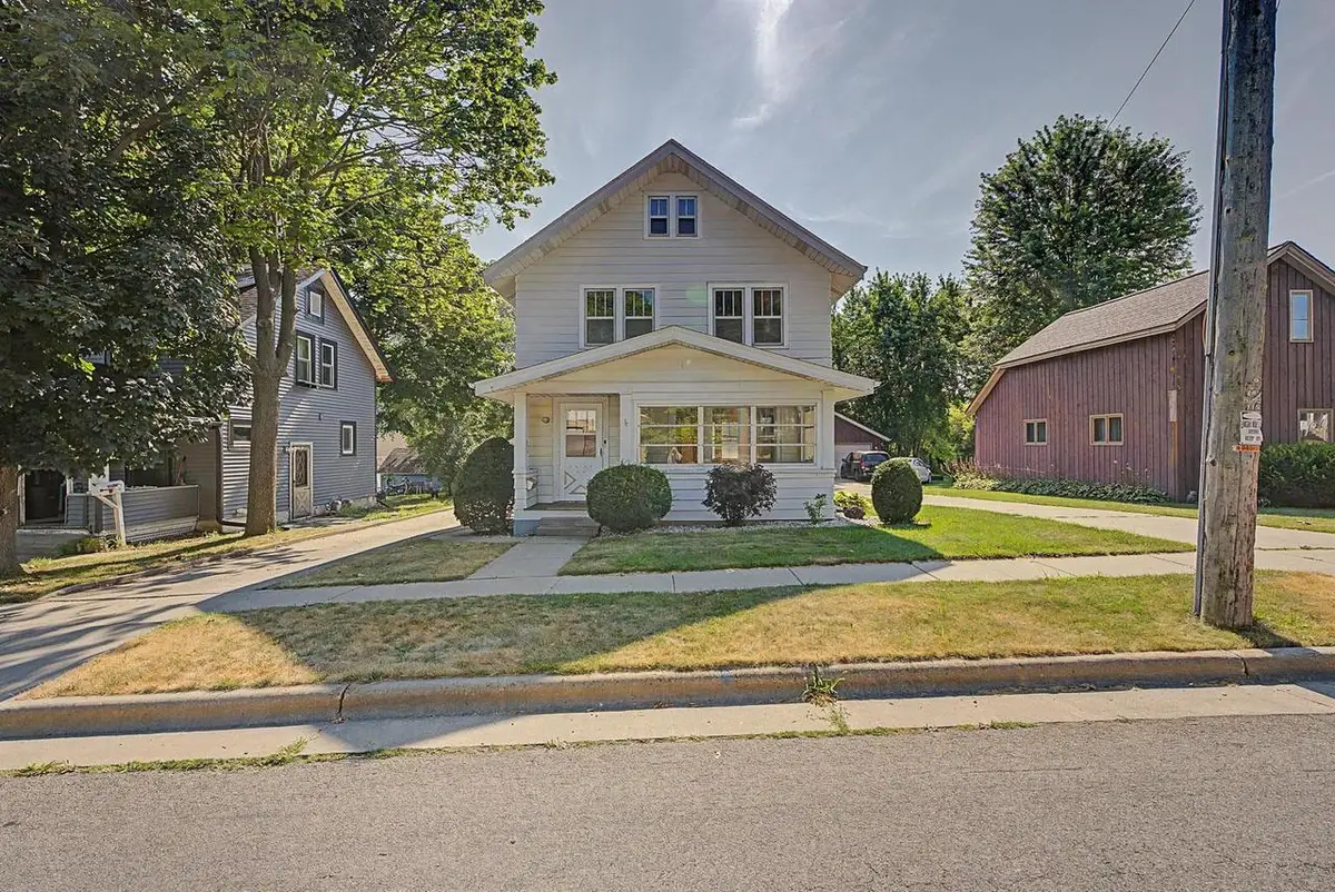 137 South Street, Sun Prairie, WI 53590 - #1
