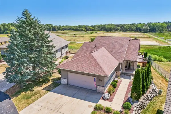 214 Bayfield WAY, Lake Mills, WI 53551