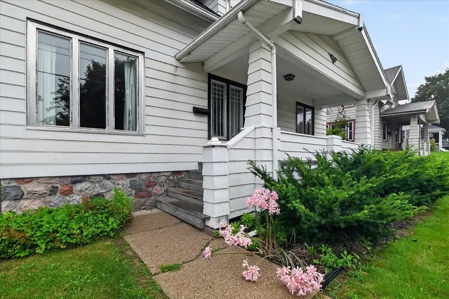 106 S 8th Street, Mount Horeb, WI 53572 - #2