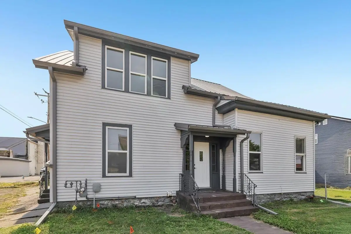 124 Elm Street, Mauston, WI 53948 - #1