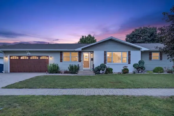 2111 Kenwood Avenue, Janesville, WI 53545