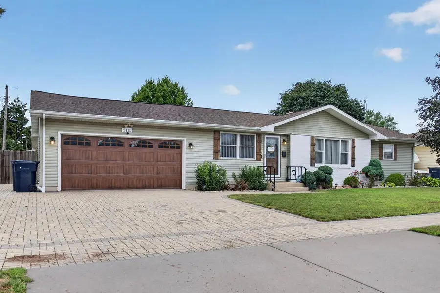 2111 Kenwood Avenue, Janesville, WI 53545 - #3