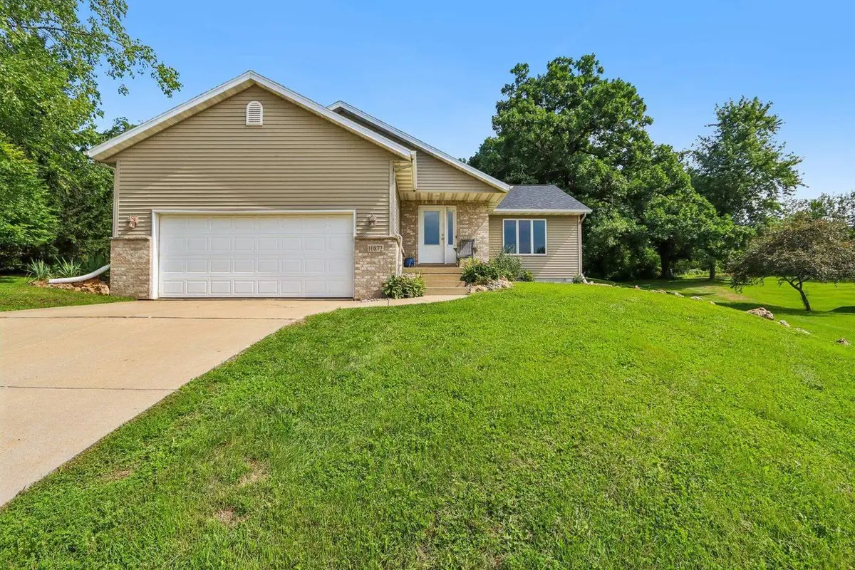 10872 Blue Mountain Avenue, Blue Mounds, WI 53517 - #1