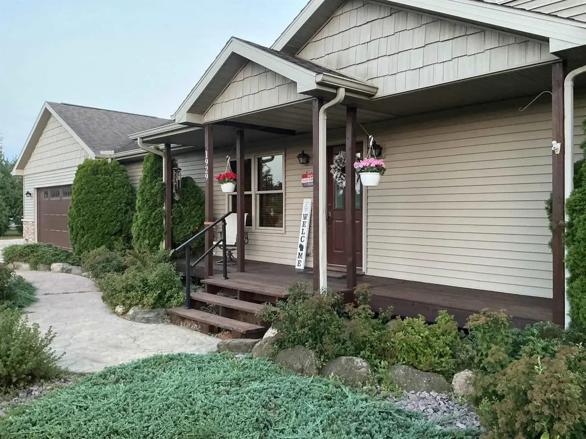 1929 Lakes Edge Lane, Friendship, WI 53934 - #1