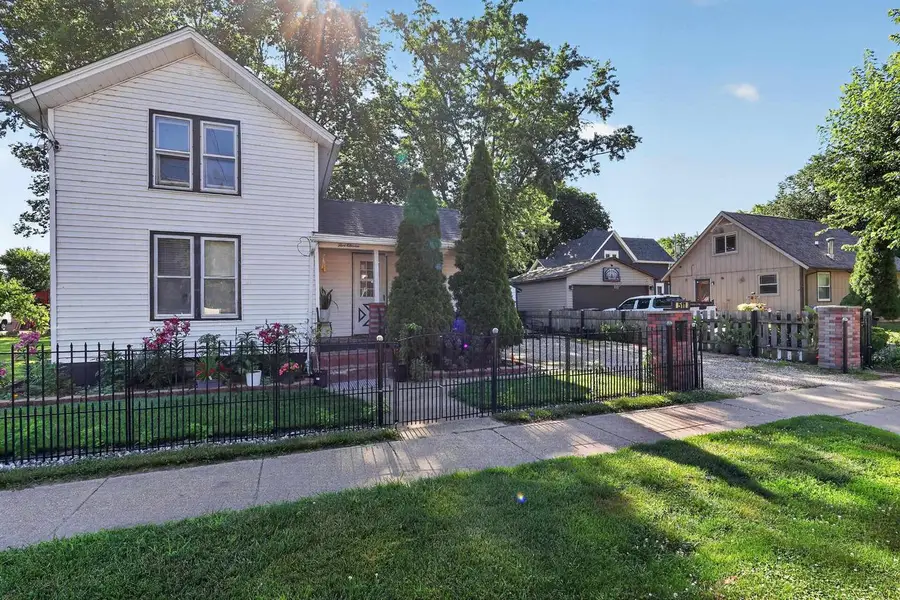 511 8th Street, Beloit, WI 53511 - #3