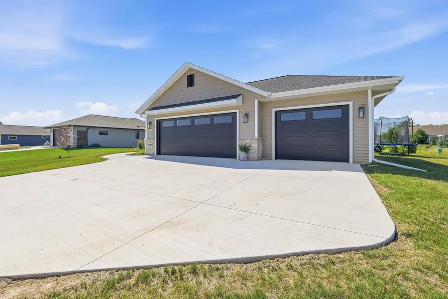 2747 Stonebrook Drive, Sheboygan, WI 53081 - #2