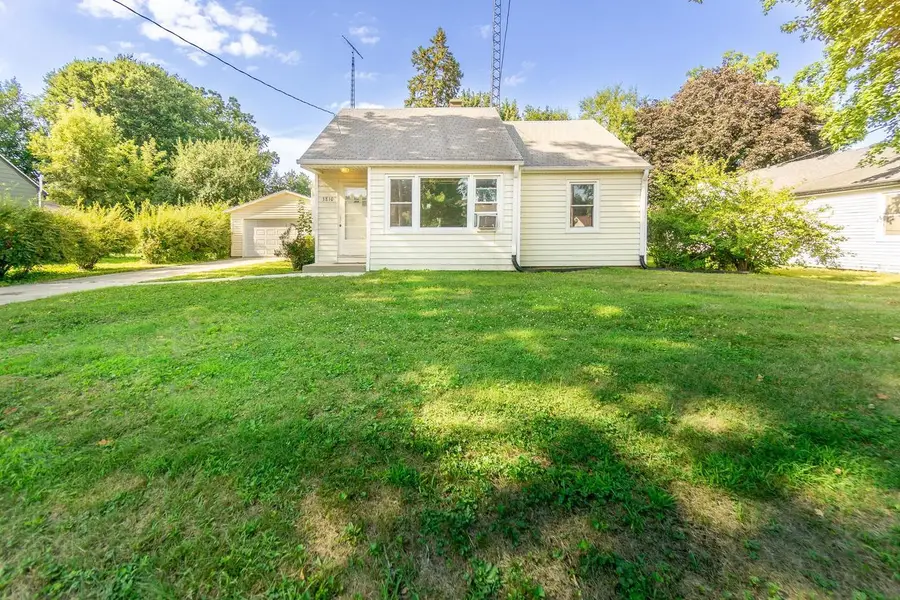 3810 Sycamore Avenue, Madison, WI 53714 - #2