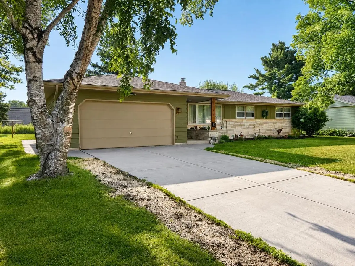 1164 Ontario Drive, Janesville, WI 53545 - #1