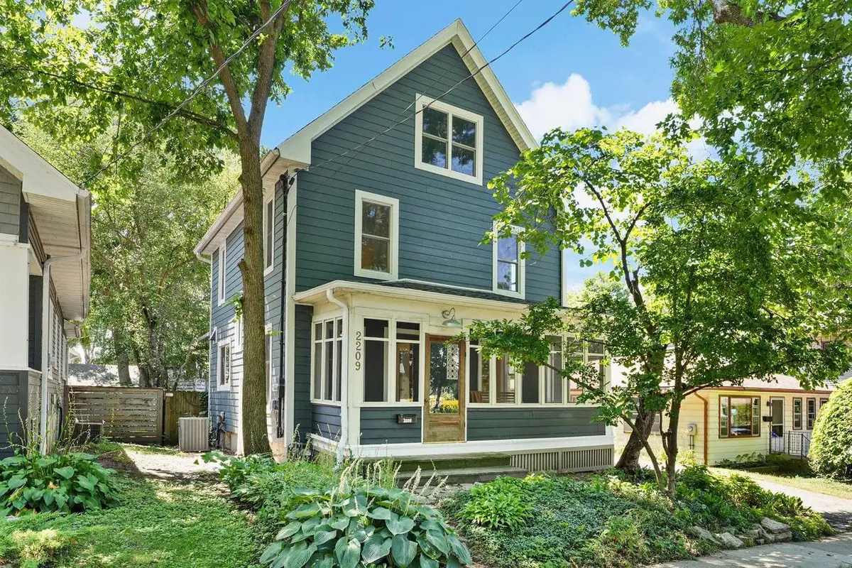 2209 Oakridge Avenue, Madison, WI 53704 - #1