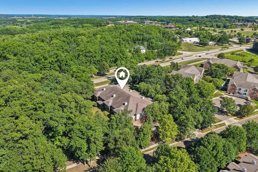 2820 Mickelson Parkway #302, Fitchburg, WI 53711 - #2