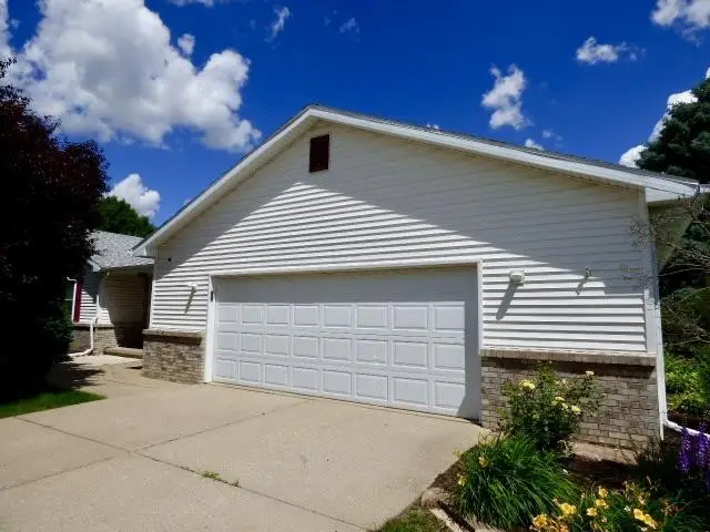 1525 E Williams Drive, Beloit, WI 53511 - #2