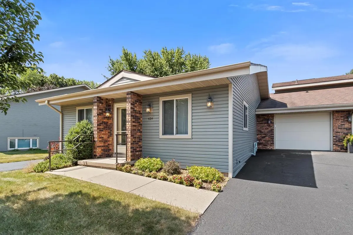 424 S Lexington Parkway, Deforest, WI 53532 - #1