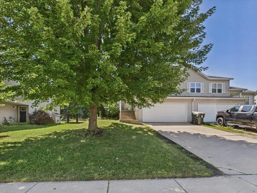 1155 St Albert The Great Drive, Sun Prairie, WI 53590 - #2