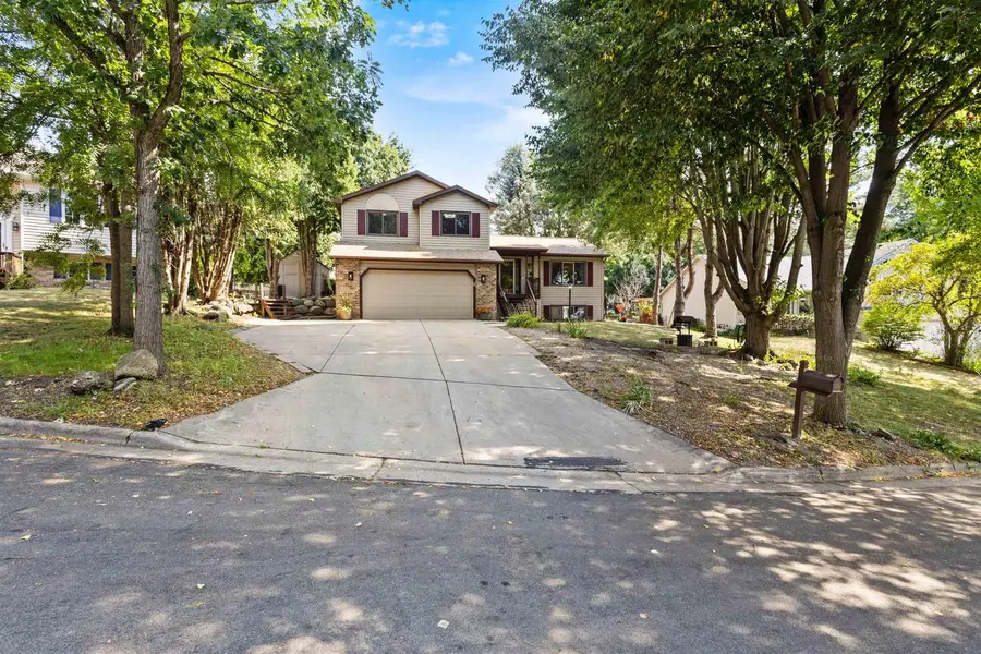 5 Waywood Circle, Madison, WI 53704 - #2