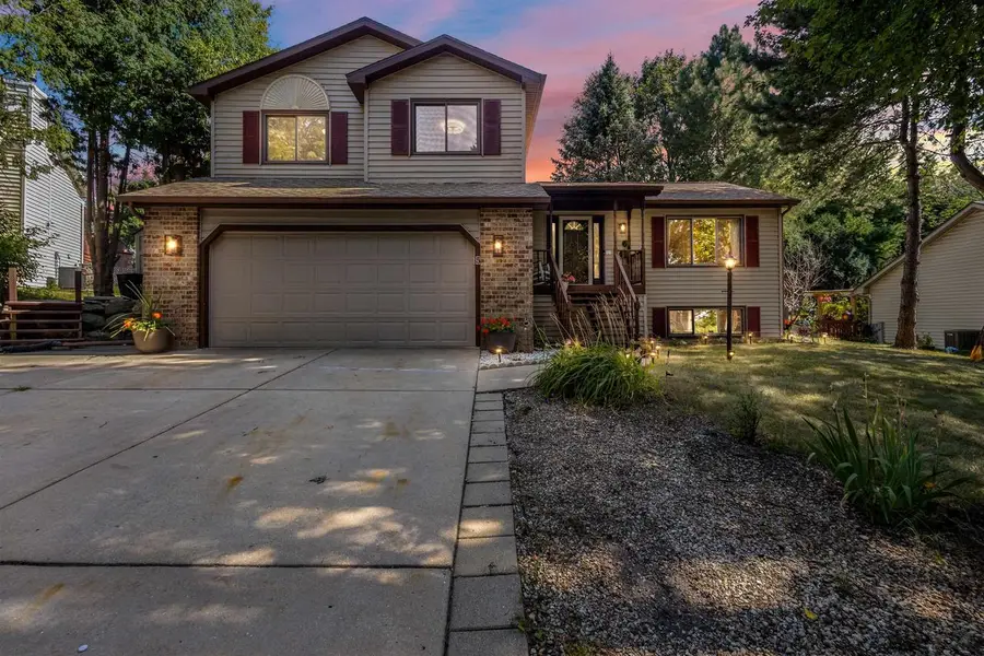 5 Waywood Circle, Madison, WI 53704 - #3