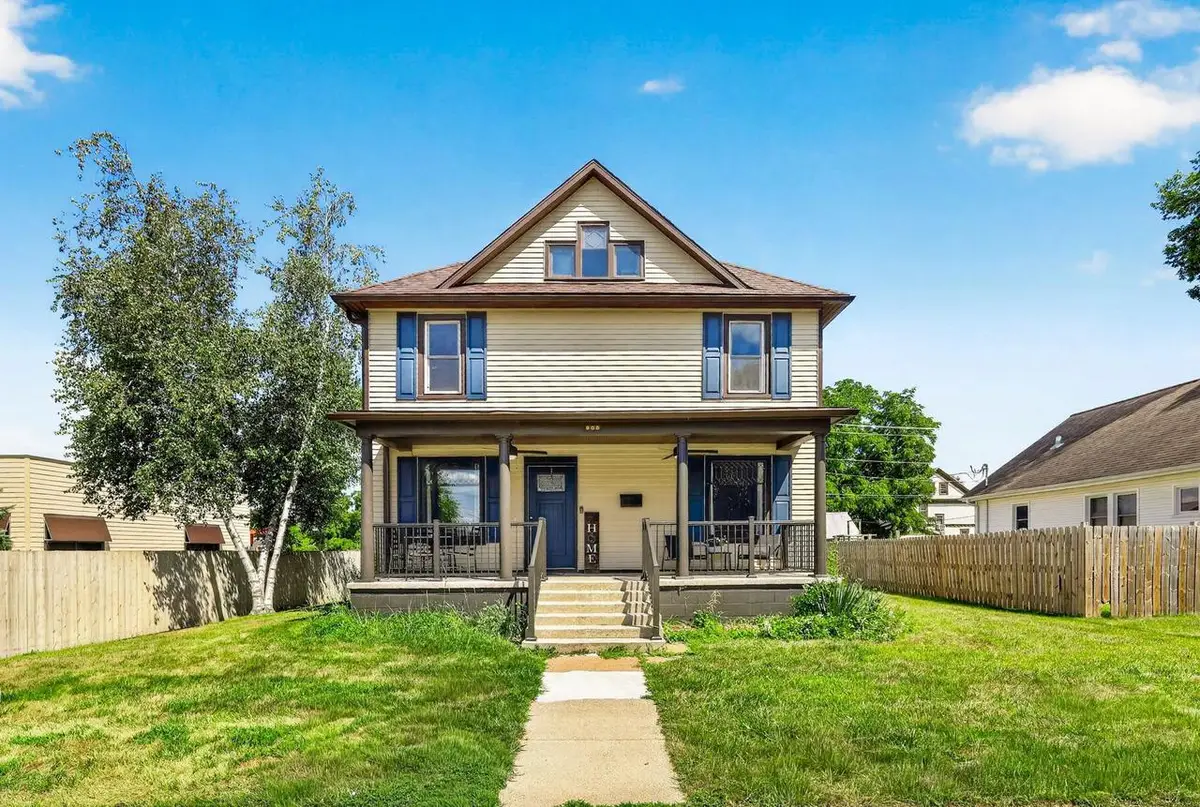 908 Monroe Street, Sauk City, WI 53583 - #1