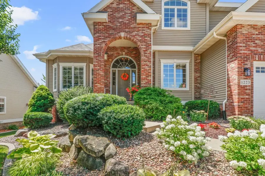1223 Woodbridge Trail, Waunakee, WI 53597 - #2