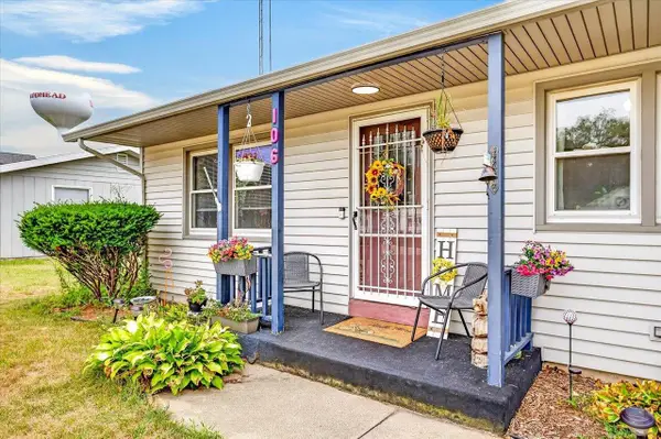 106 E 3rd Avenue, Brodhead, WI 53520