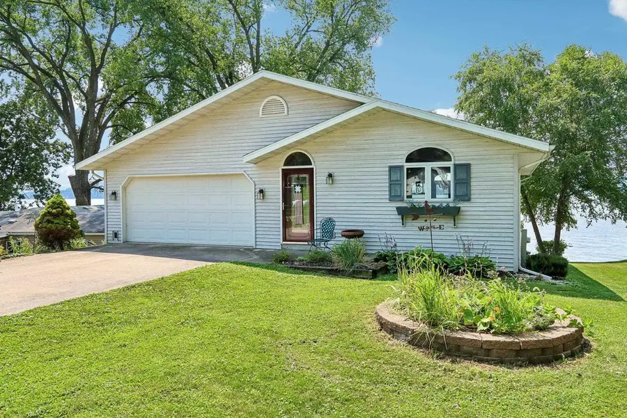 W12035 Baltic Avenue, Merrimac, WI 53561 - #2