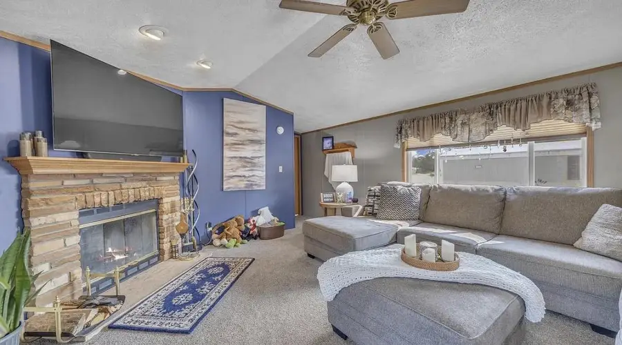 33 S Hiawatha Circle #33, Sheboygan, WI 53081 - #3