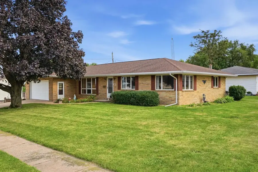 205 East Avenue, Dickeyville, WI 53808 - #3