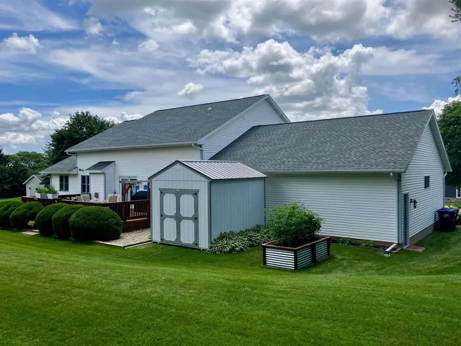 304 N Atwood Lane, Deerfield, WI 53531 - #2