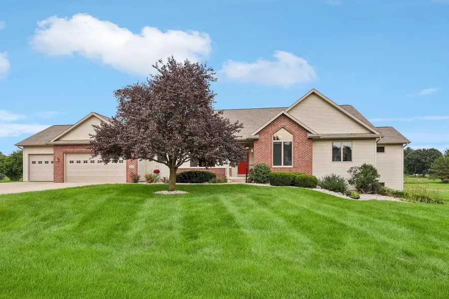 6572 Kimberly Way, Deforest, WI 53532 - #2