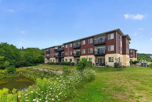 1501 N Windsor Avenue #305, Cottage Grove, WI 53527