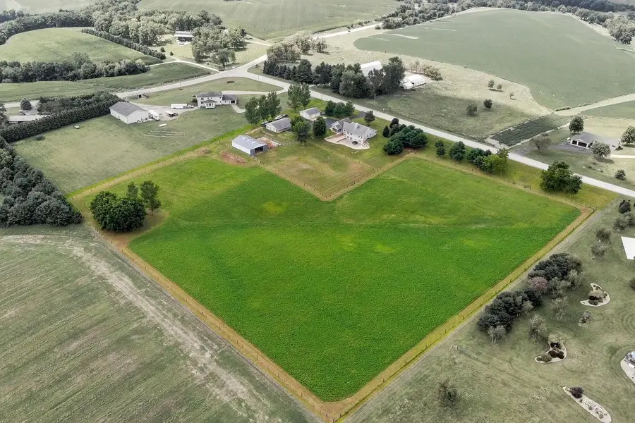 3666 County Road J Road, Benton, WI 53803 - #3