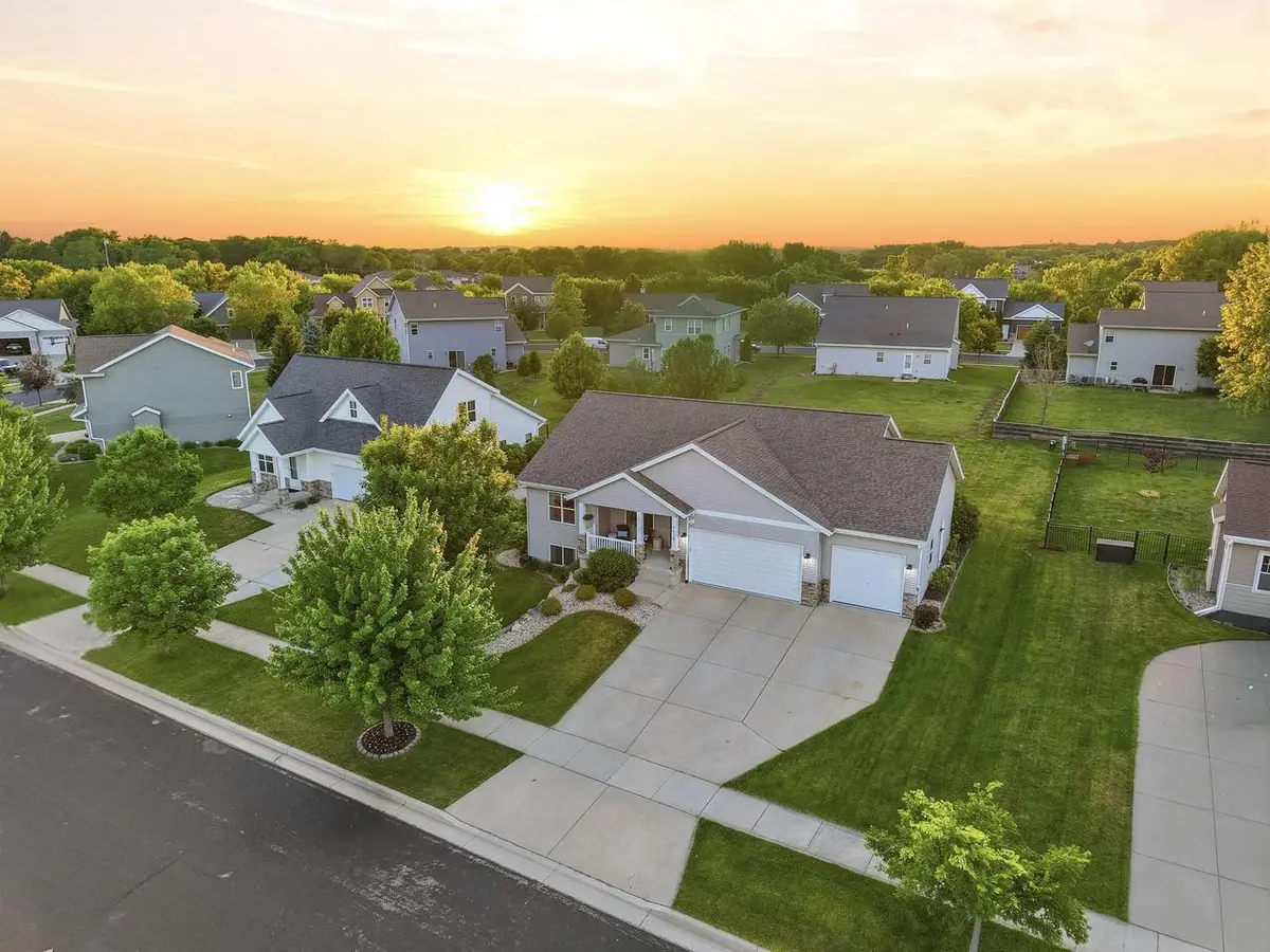 4528 Scenic View Road, Windsor, WI 53598 - #1