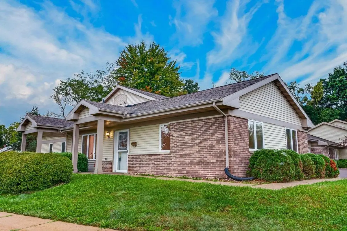 270 Meadow Lane, Poynette, WI 53955 - #1