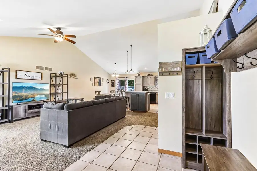 808 Hanksfield Place, Prairie Du Sac, WI 53578 - #3