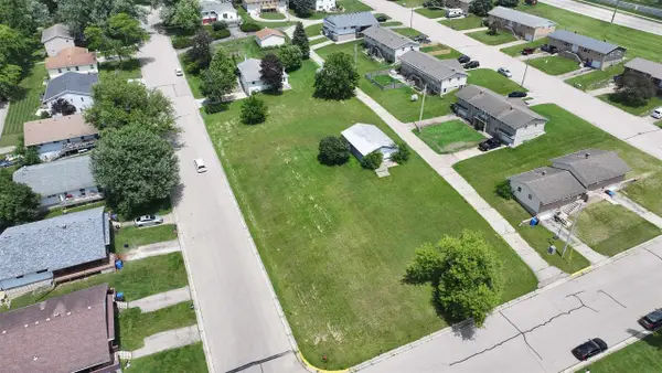 111 Valley Drive, Mount Horeb, WI 53572