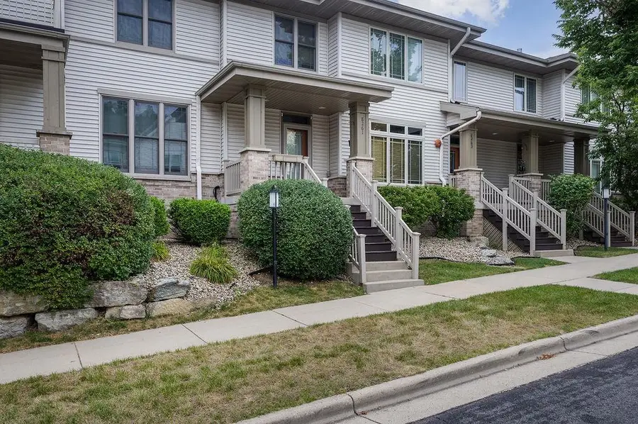 8261 Starr Grass Drive, Madison, WI 53719 - #2
