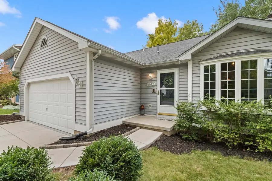 5642 Irongate Drive, Madison, WI 53716 - #2