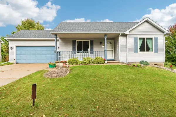 941 Vista Ridge Drive, Mount Horeb, WI 53572