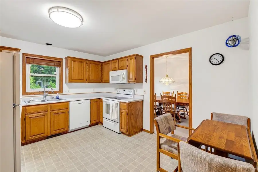 1013 N High Point Road, Madison, WI 53717 - #3
