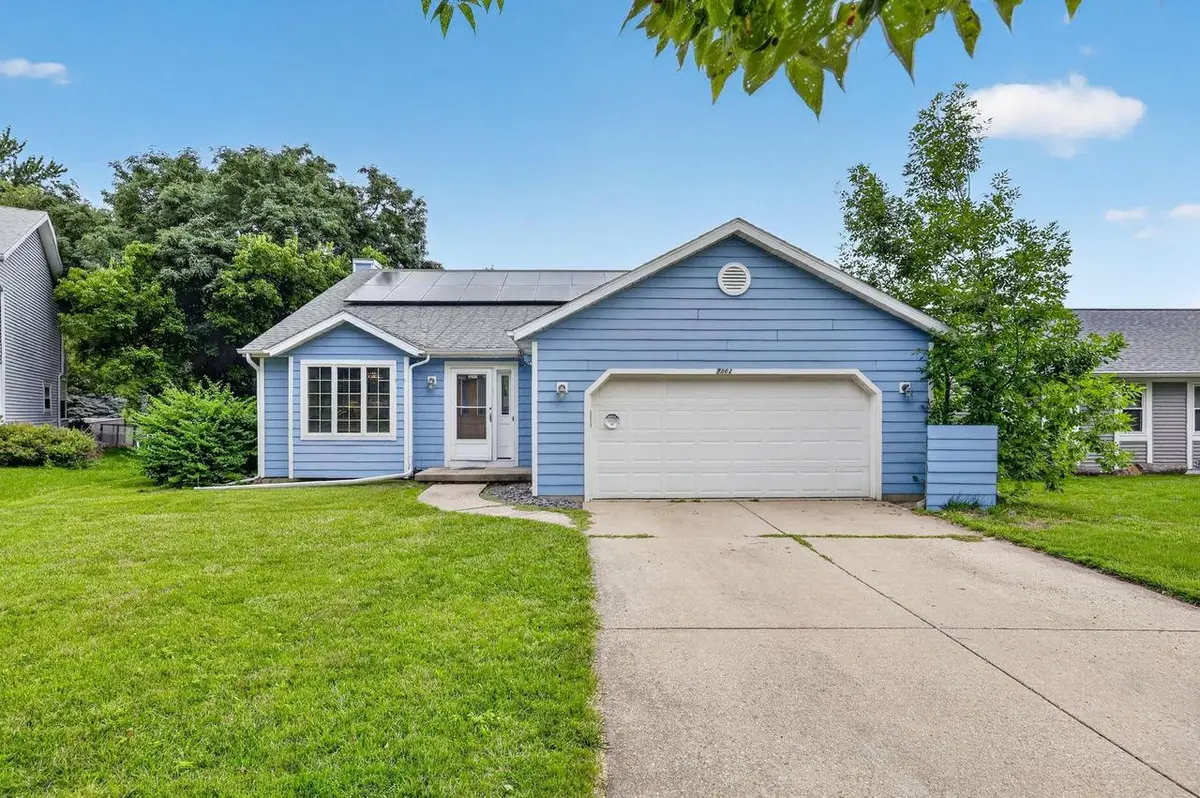 7862 W Oakbrook Circle, Madison, WI 53717 - #1