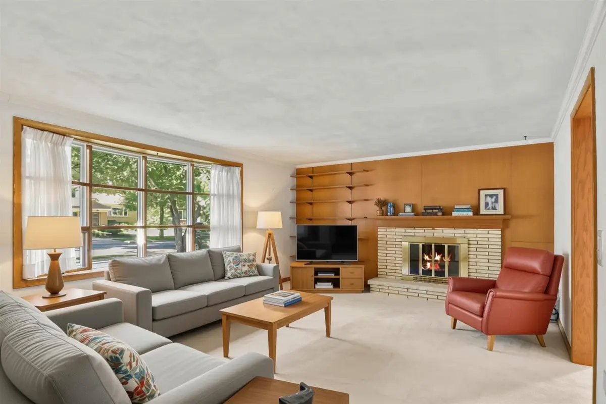 4402 Woods End, Madison, WI 53711 - #1