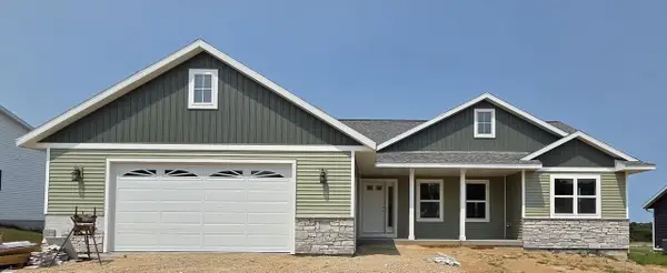 433 Gunderson Drive, Portage, WI 53901