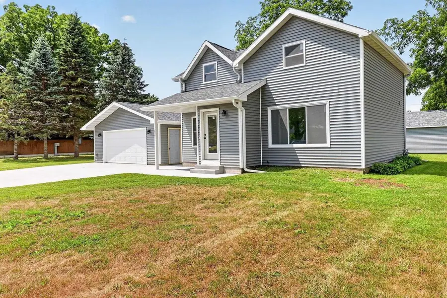 637 Lewellen Street, Marshall, WI 53559 - #3