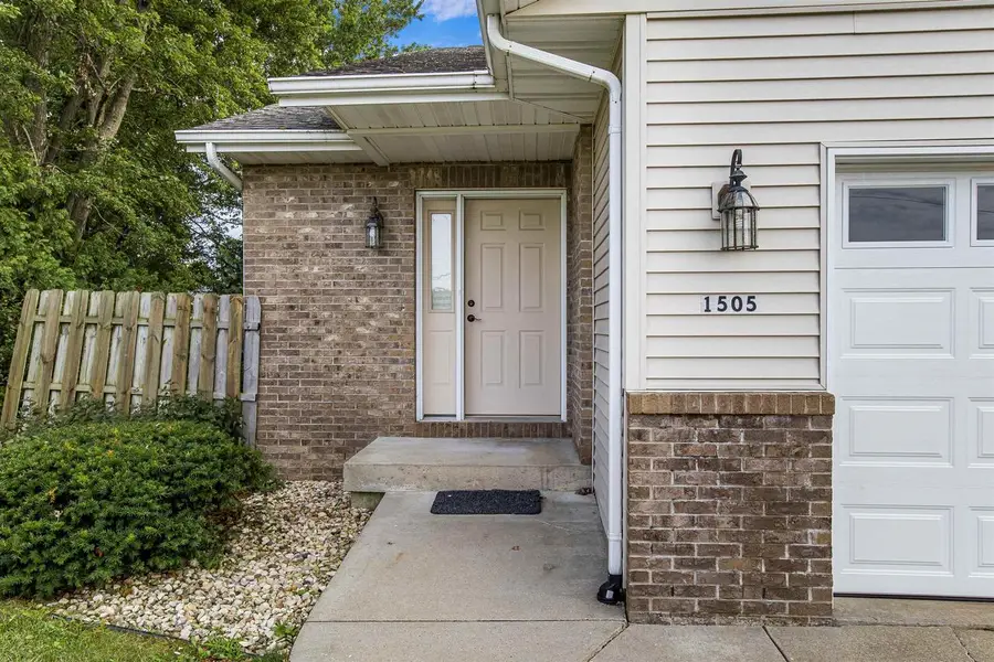 1505 Broadway Street, Prairie Du Sac, WI 53578 - #3