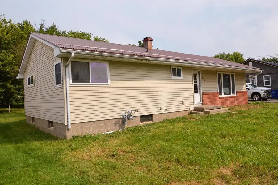 309 E Niagara Street, Garnavillo, IA 52049 - #3