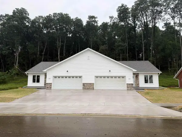 1105 Rusalka Circle, Reedsburg, WI 53959