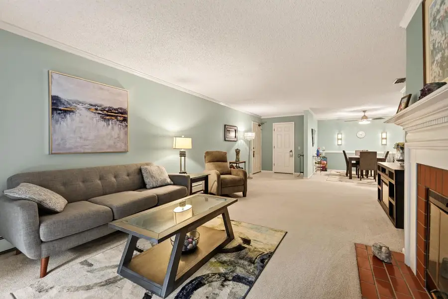 1522 Golf View Road #D, Madison, WI 53704 - #3