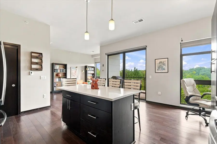 825 E Mifflin Street #404, Madison, WI 53703 - #3
