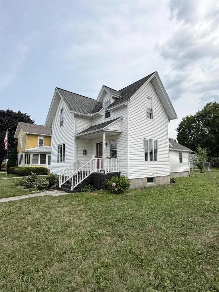 220 Center Street, Randolph, WI 53956 - #3