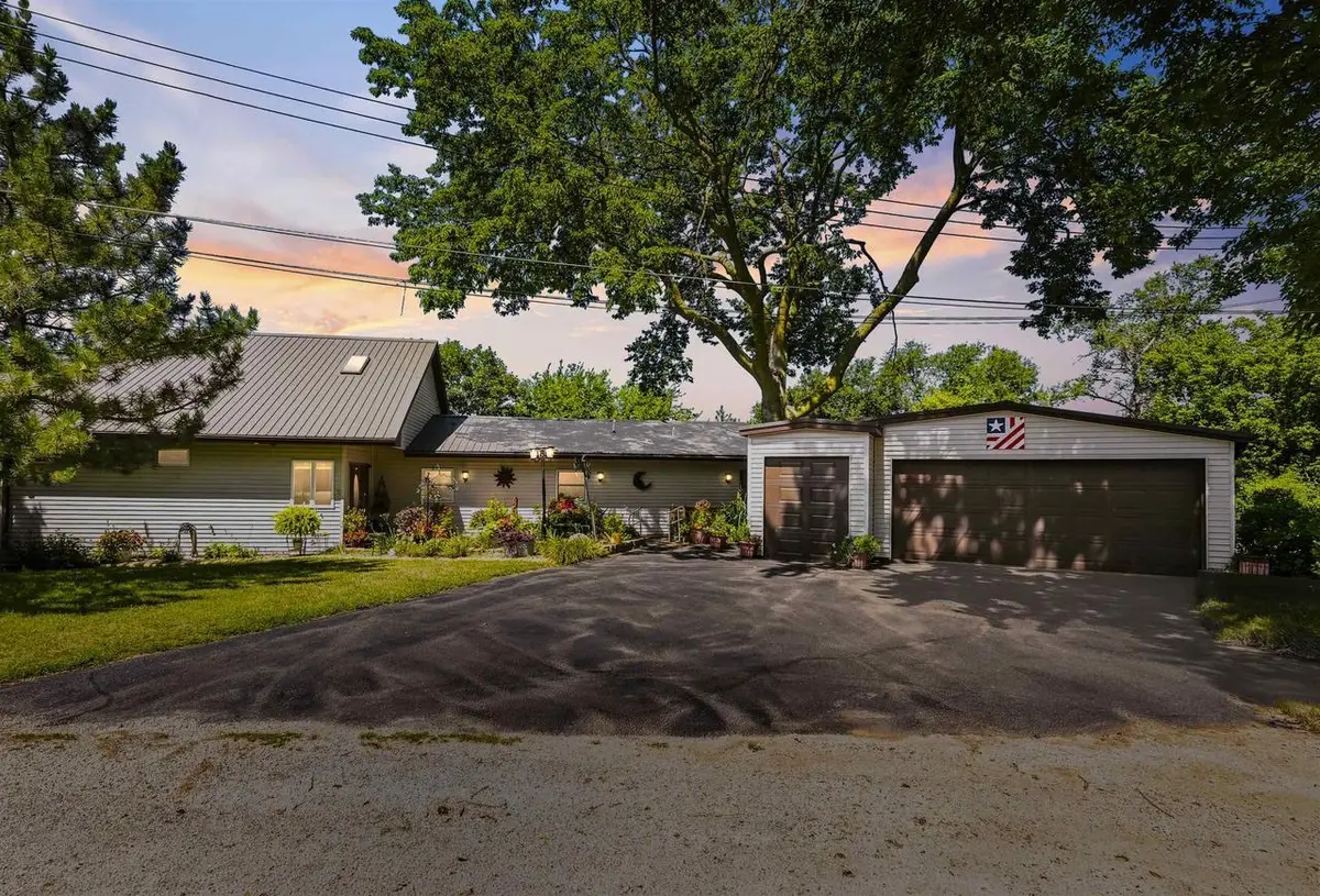 5218 Riverview Circle Drive, York, IL 62185 - #1